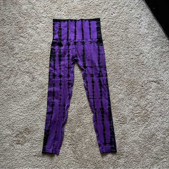 Yelete Tie-Dye Drip Seamless High Rise Waist Leggings NWT Size Small - Picture 4 of 9